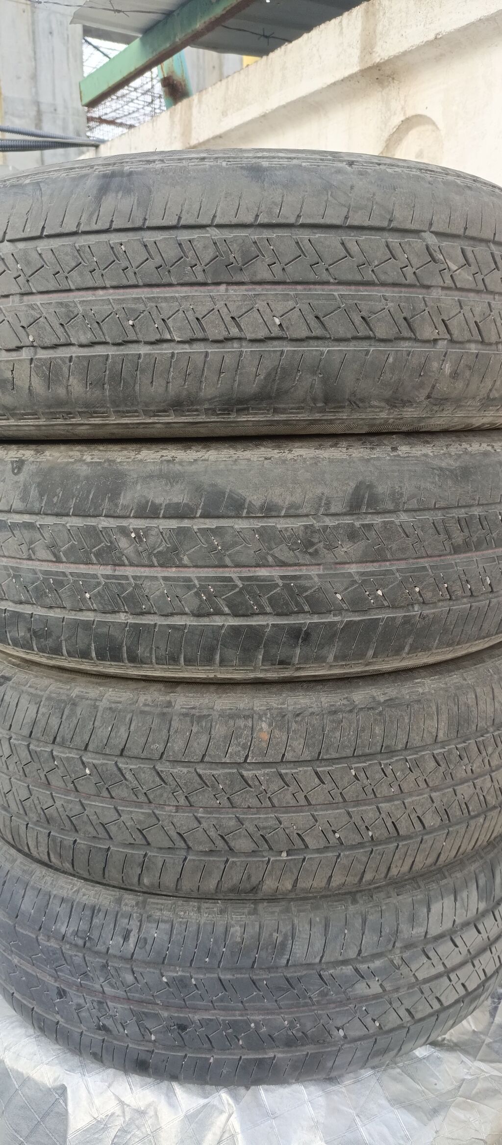 Срочно Комплект летних шин 195/60 R17 90H на одной шине шишка. - — фото 2