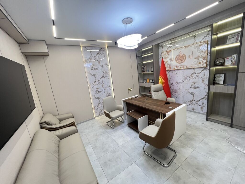 Аренда офисов, 180 м², В административном здании, 1 линия: фото 2