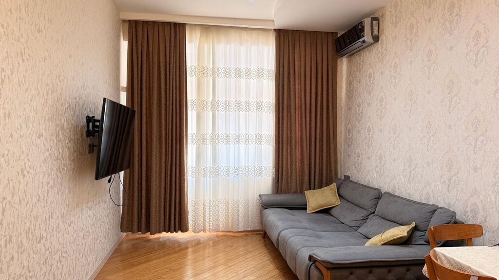 ✨ Nəsirəddin Tusi Klinikası Və Biznes Universitetinin Yanında 70 m²