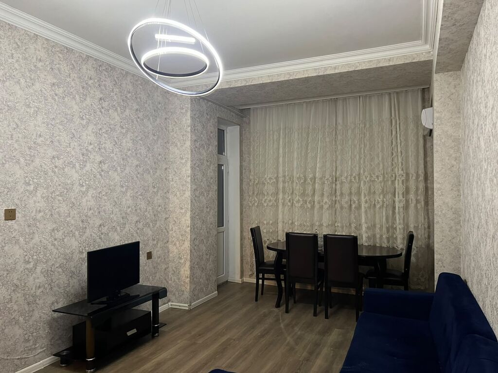 Kirayəyə ev 450azn Xirdalanda Heydər parkı ilə üz bə üz navastroyka