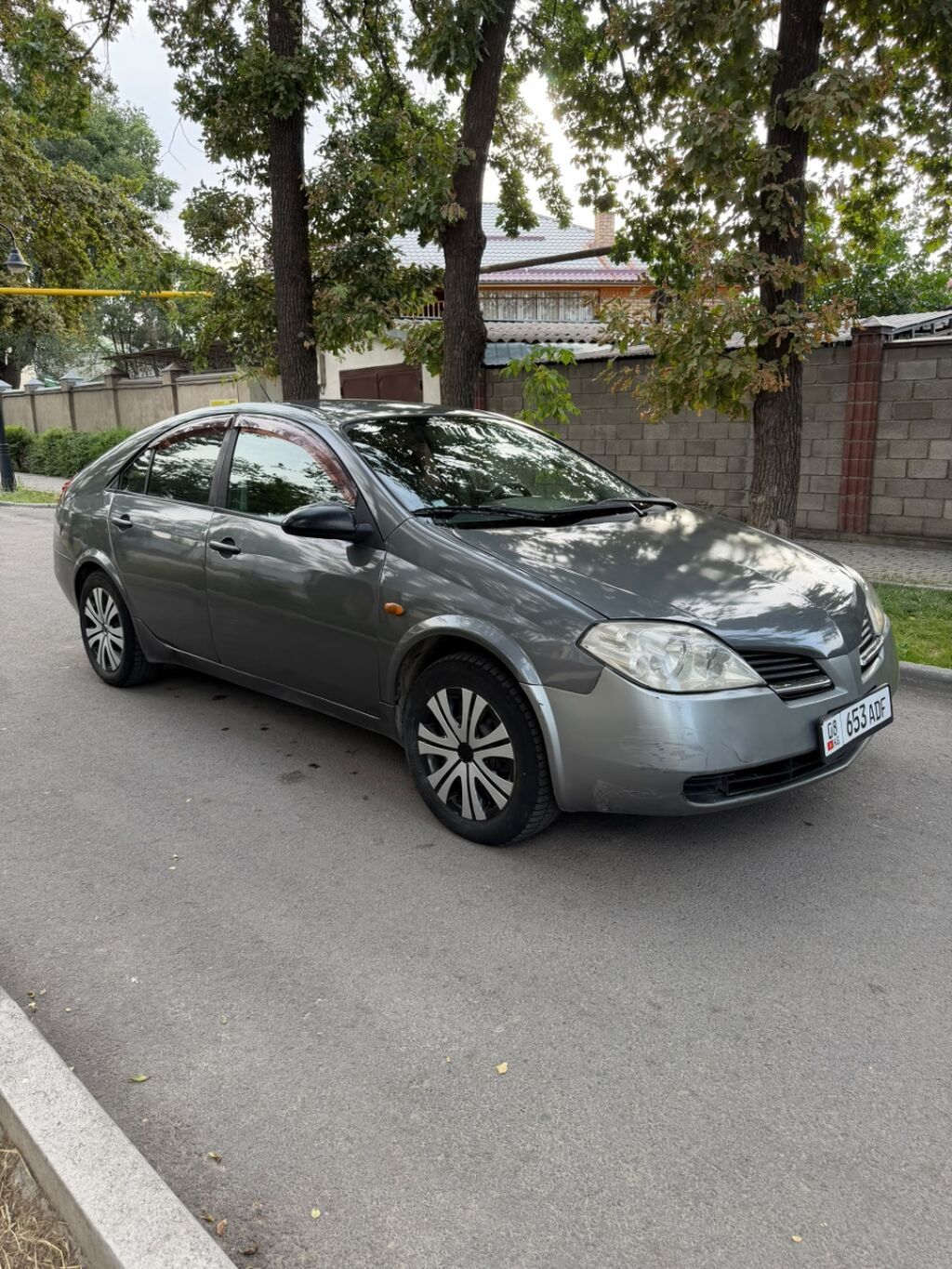 Nissan Primera: 2002 г., 2 л, Автомат, Бензин, Хэтчбэк: фото 2