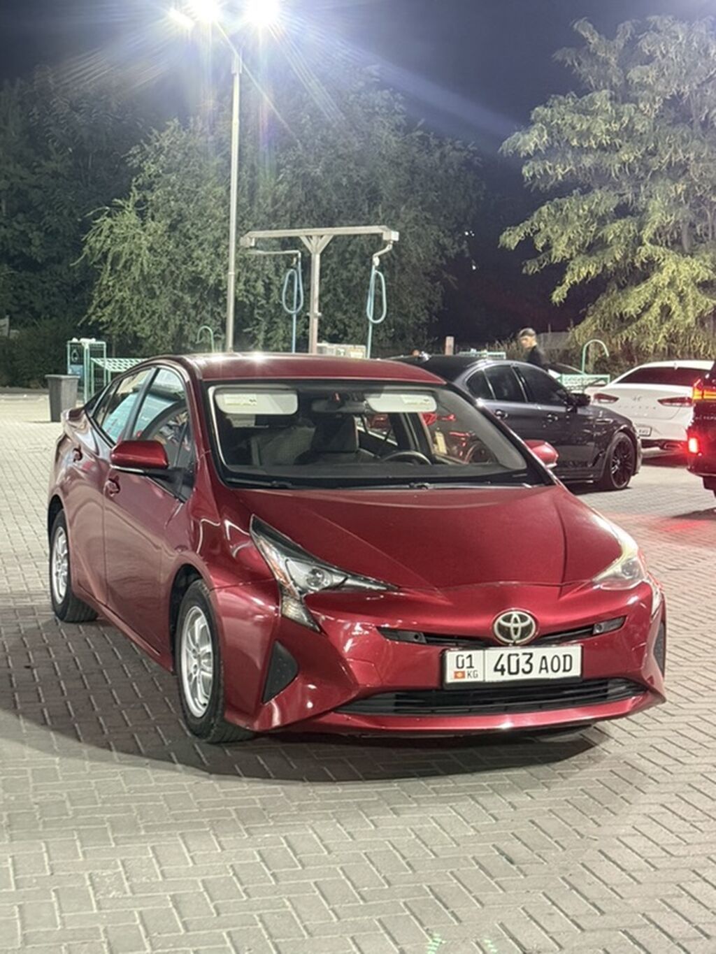 Toyota Prius: 2016 г., 1.8 л, Вариатор, Гибрид, Лифтбек: фото 2