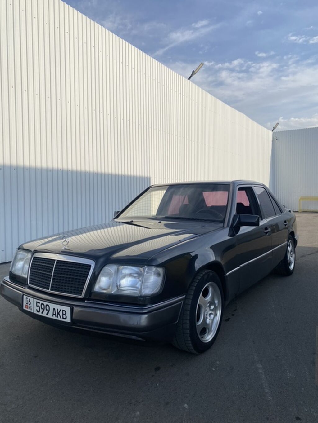 Mercedes-Benz W124: 1995 г., 2.2 л, Автомат, Бензин, Седан: фото 1