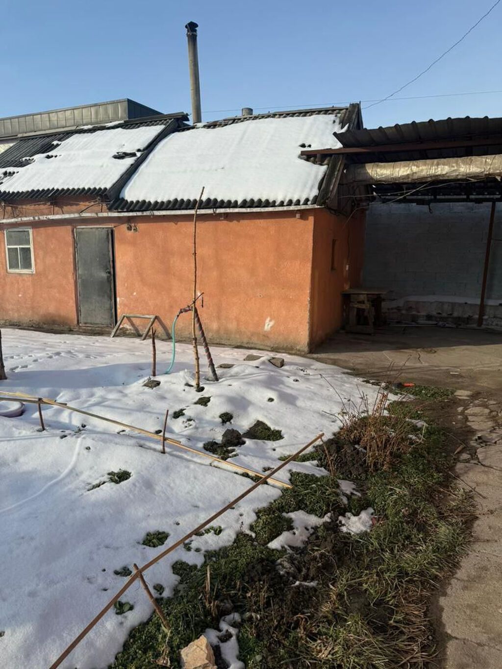Продаётся жилой дом с участком. - Планировка: просторный коридор: фото 6