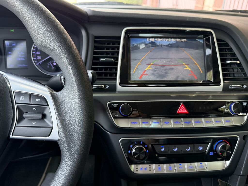 Hyundai Sonata: 2021 г., 2 л, Автомат, Газ, Седан: фото 7