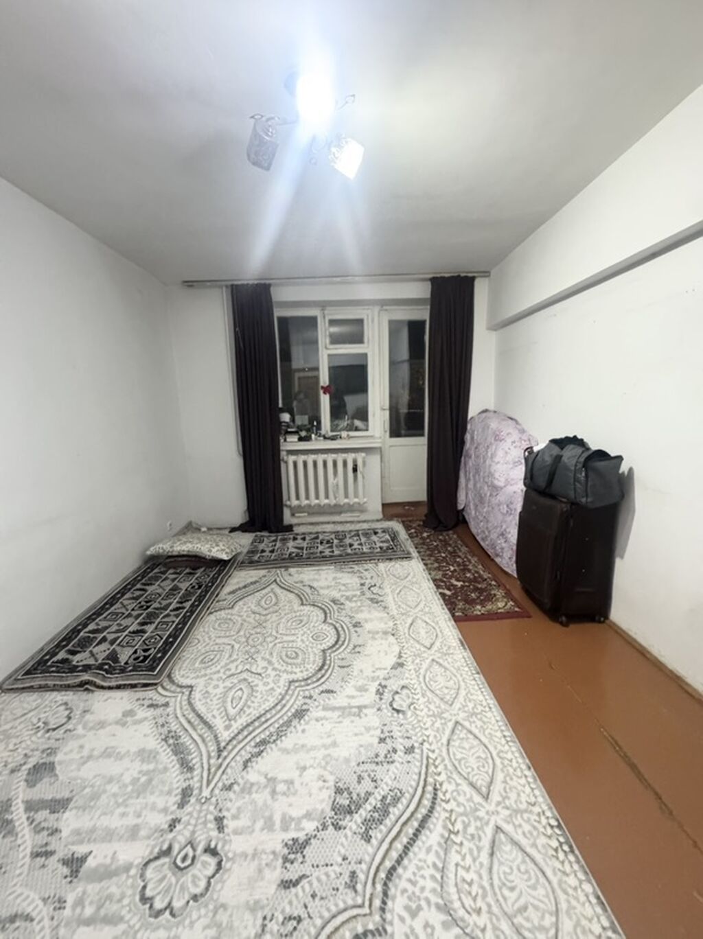 2 комнаты, 46 м², ТЦ Весна Индивидуалка, 1 этаж, Старый ремонт: фото 1