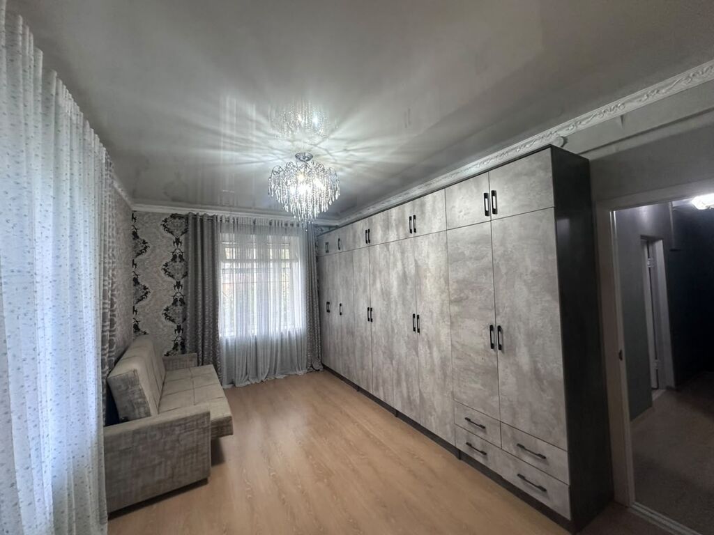Просторная квартира г кара балта ул мира 5кв 8: фото 5