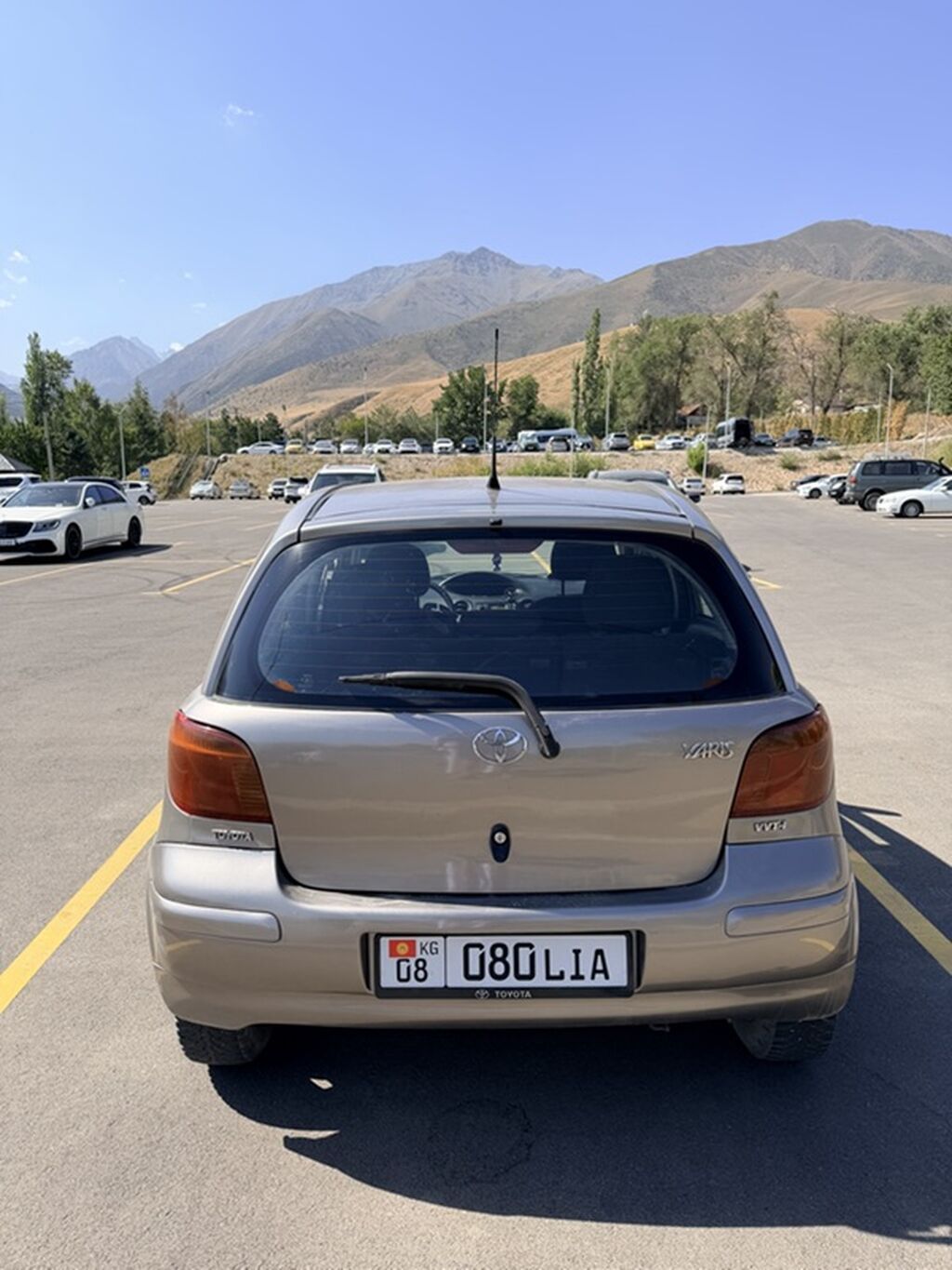 Toyota Yaris: 2005 г., 1.3 л, Автомат, Бензин, Хэтчбэк: фото 5