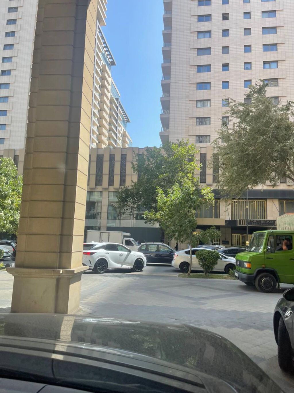 3 otaqlı, Yeni tikili, 202 kv. m