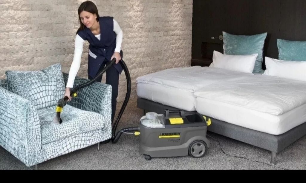 Лучший пылесос для диванов. Моющий пылесос керхер puzzi 101. химчистка karcher puzzi. пылесос для дивана. химчистка мягкой мебели.