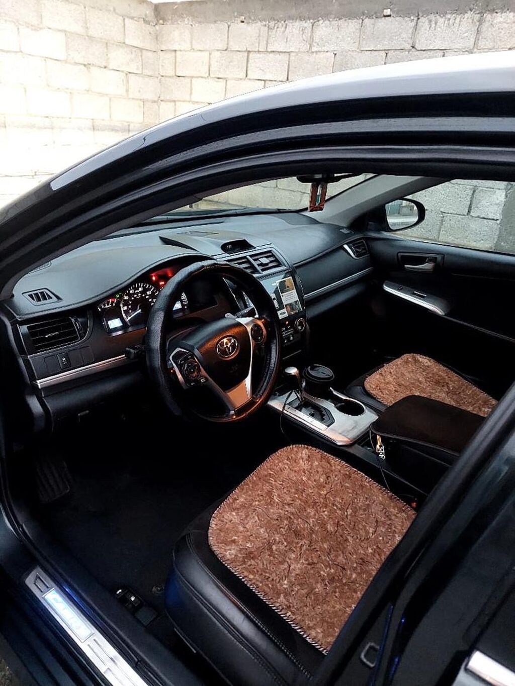 Toyota Camry: 2012 г., 2.5 л, Автомат, Бензин, Седан: фото 3