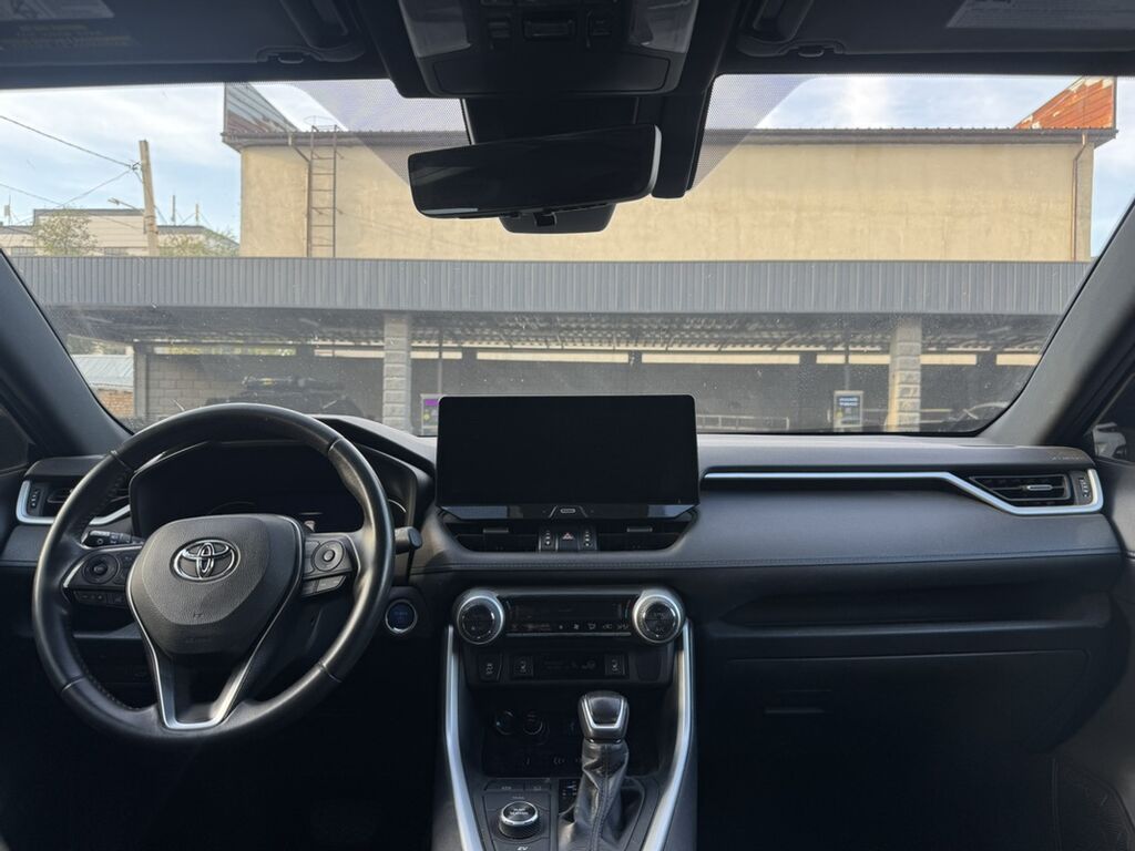 Toyota RAV4: 2020 г., Гибрид, Кроссовер: фото 5