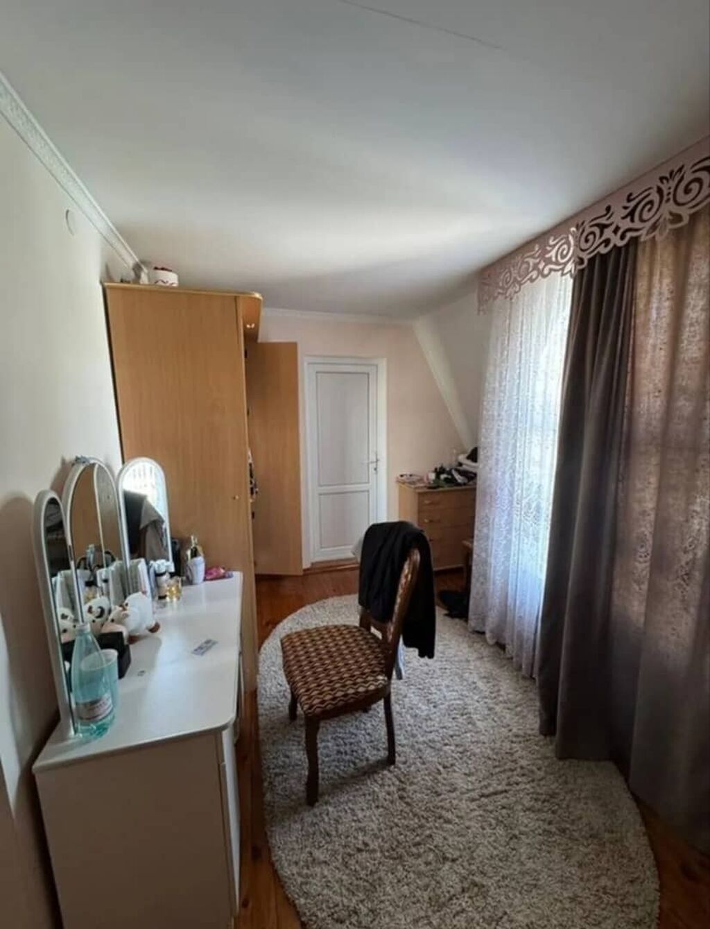 300 м², 6 комнат, 4 мкр: фото 7