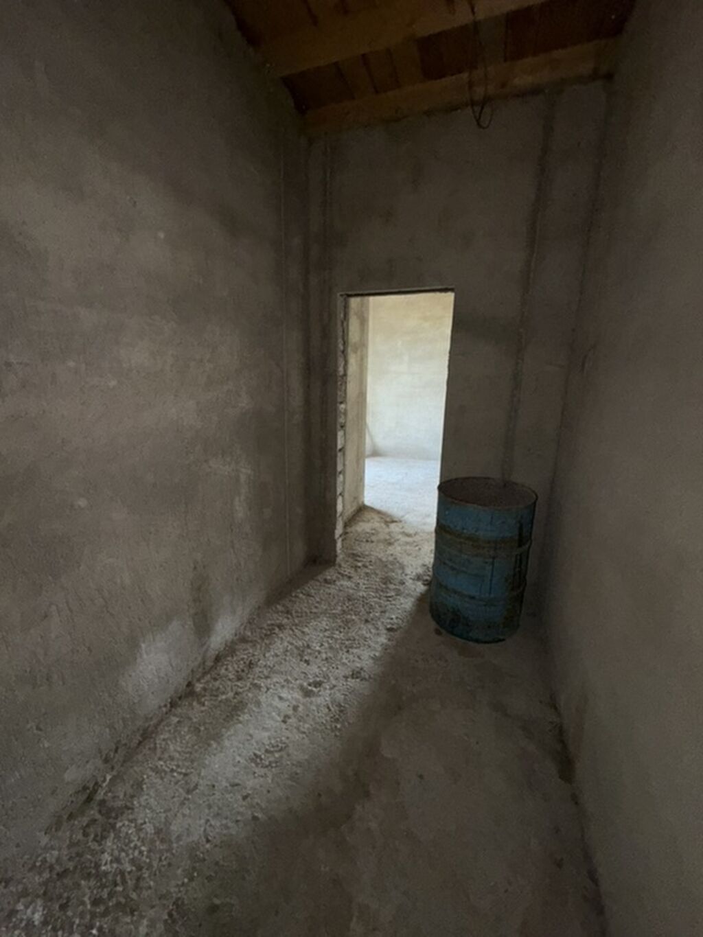 7 otaqlı, 288 kv. m, Kredit var, Təmirsiz