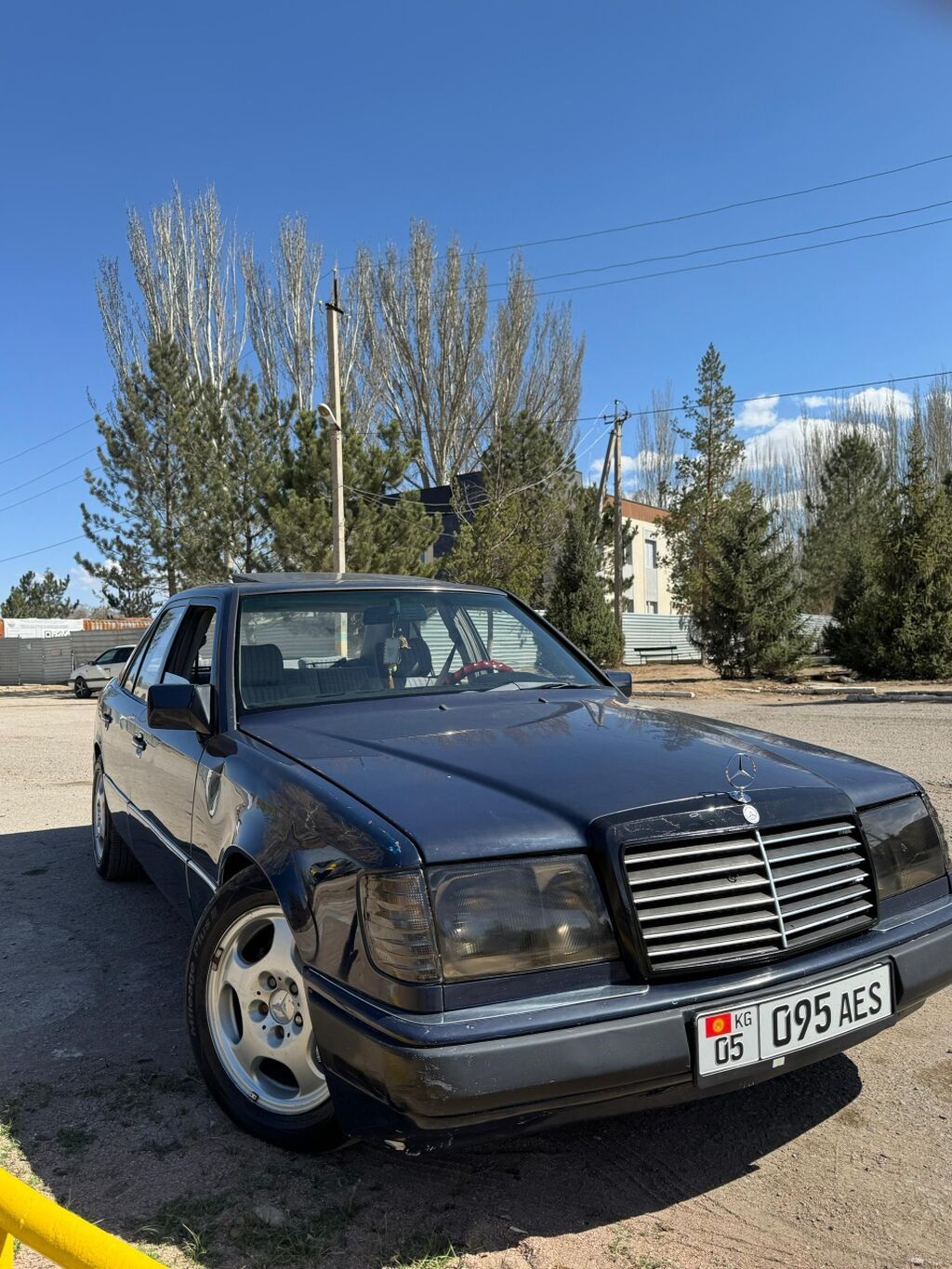 Mercedes-Benz W124