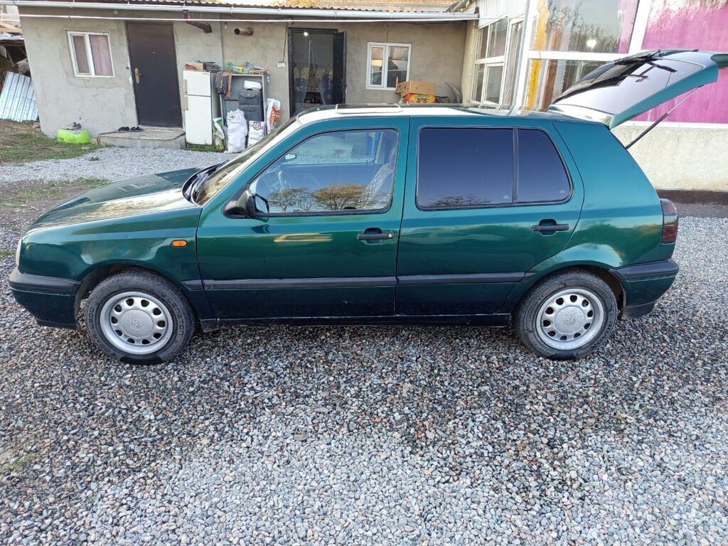 Volkswagen Golf: 1991 г., Механика, Бензин, Хэтчбэк — фото 4