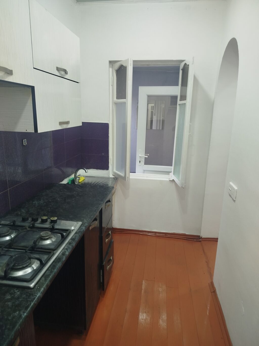 3 otaqlı, 74 kv. m, Kredit yoxdur, Orta təmir