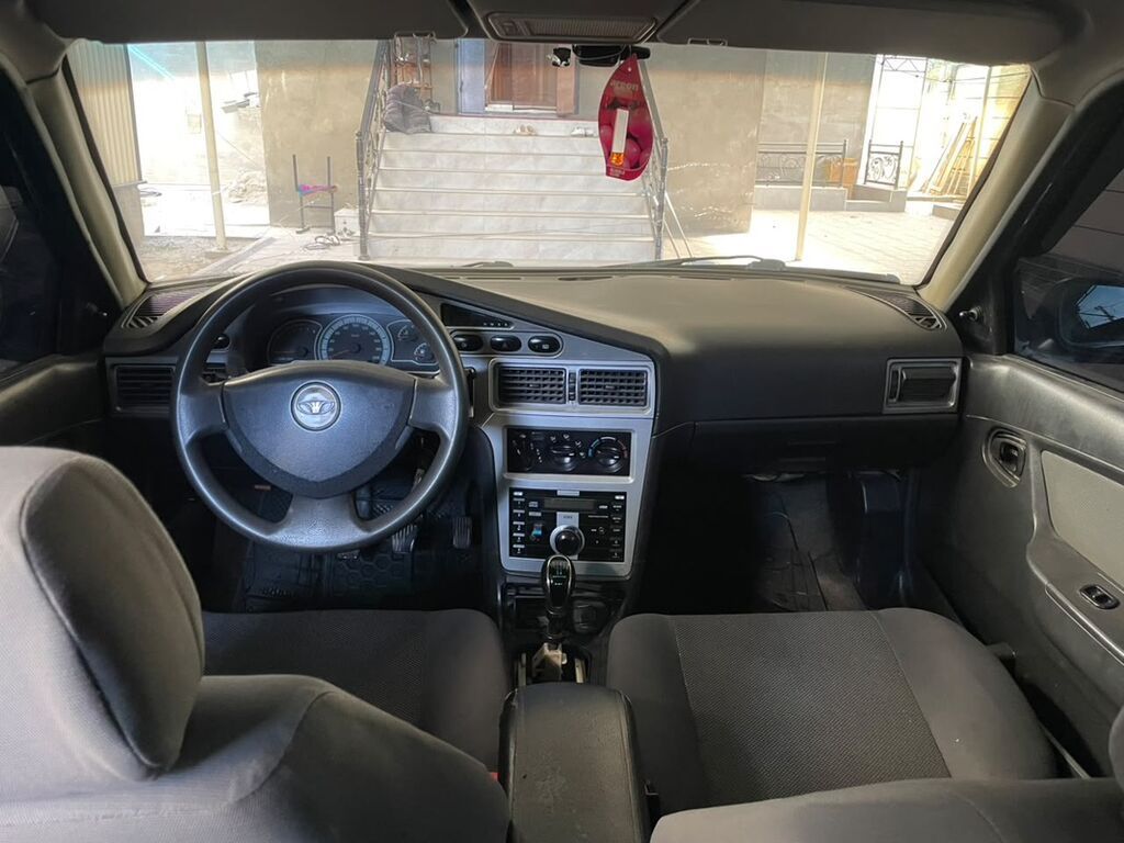Daewoo Nexia: 2012 г., 1.6 л, Механика, Бензин, Седан: фото 6