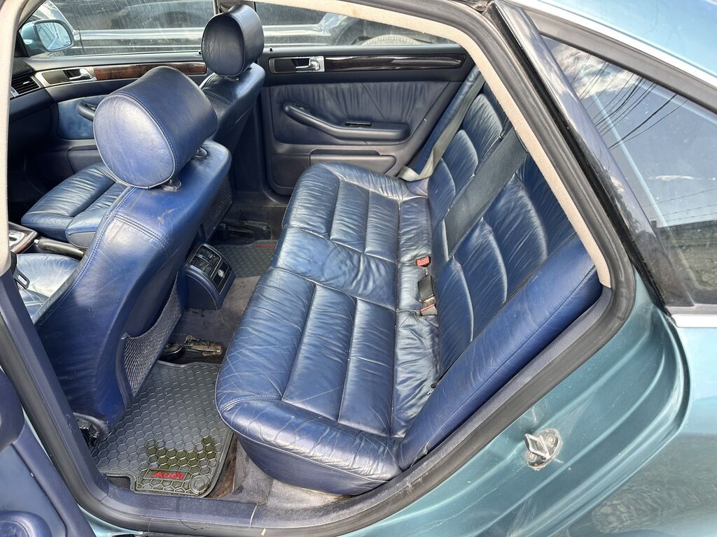 Audi A6: 2000 г., 2.4 л, Автомат, Бензин, Седан: фото 5