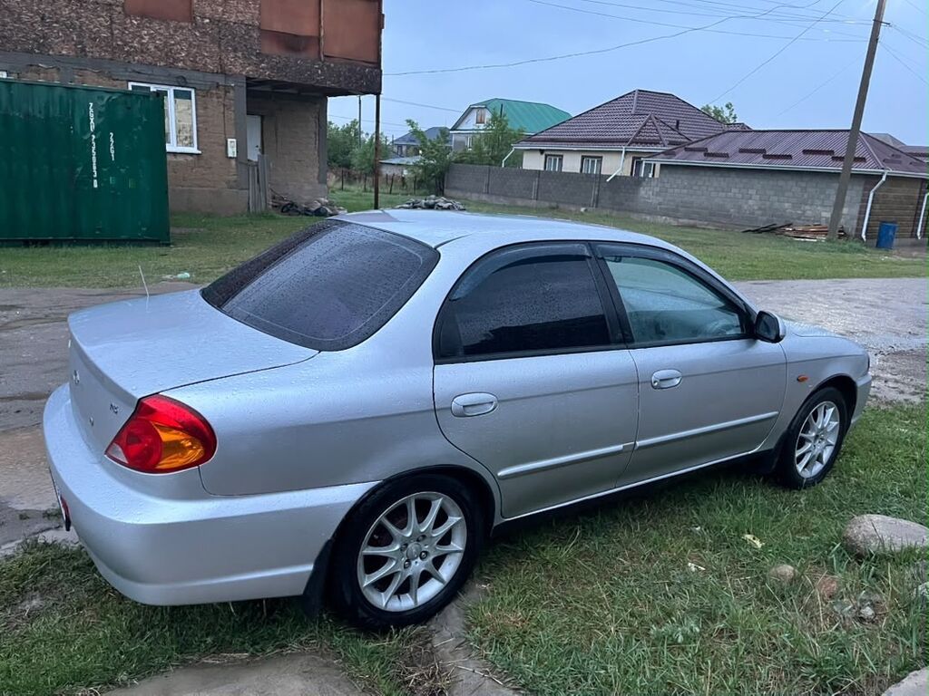 Kia Spectra: 2008 г., 1.6 л, Механика, Бензин, Седан: фото 2