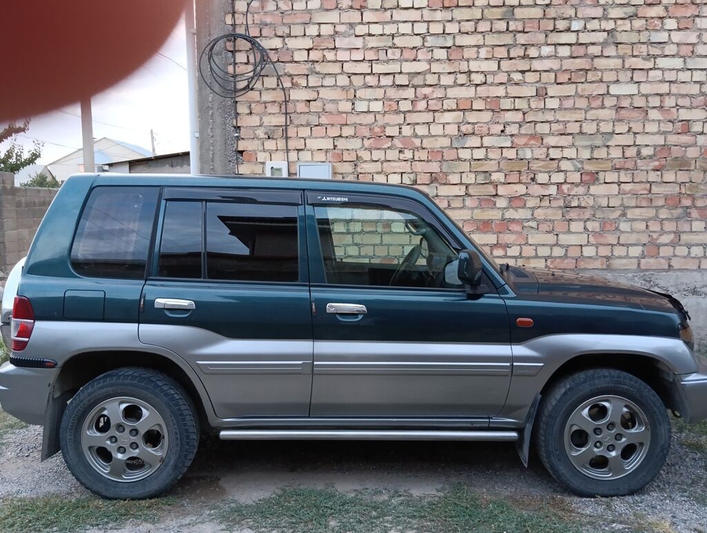 Mitsubishi Pajero Pinin: 2003 г., 2 л, Автомат, Бензин, Внедорожник: фото 2