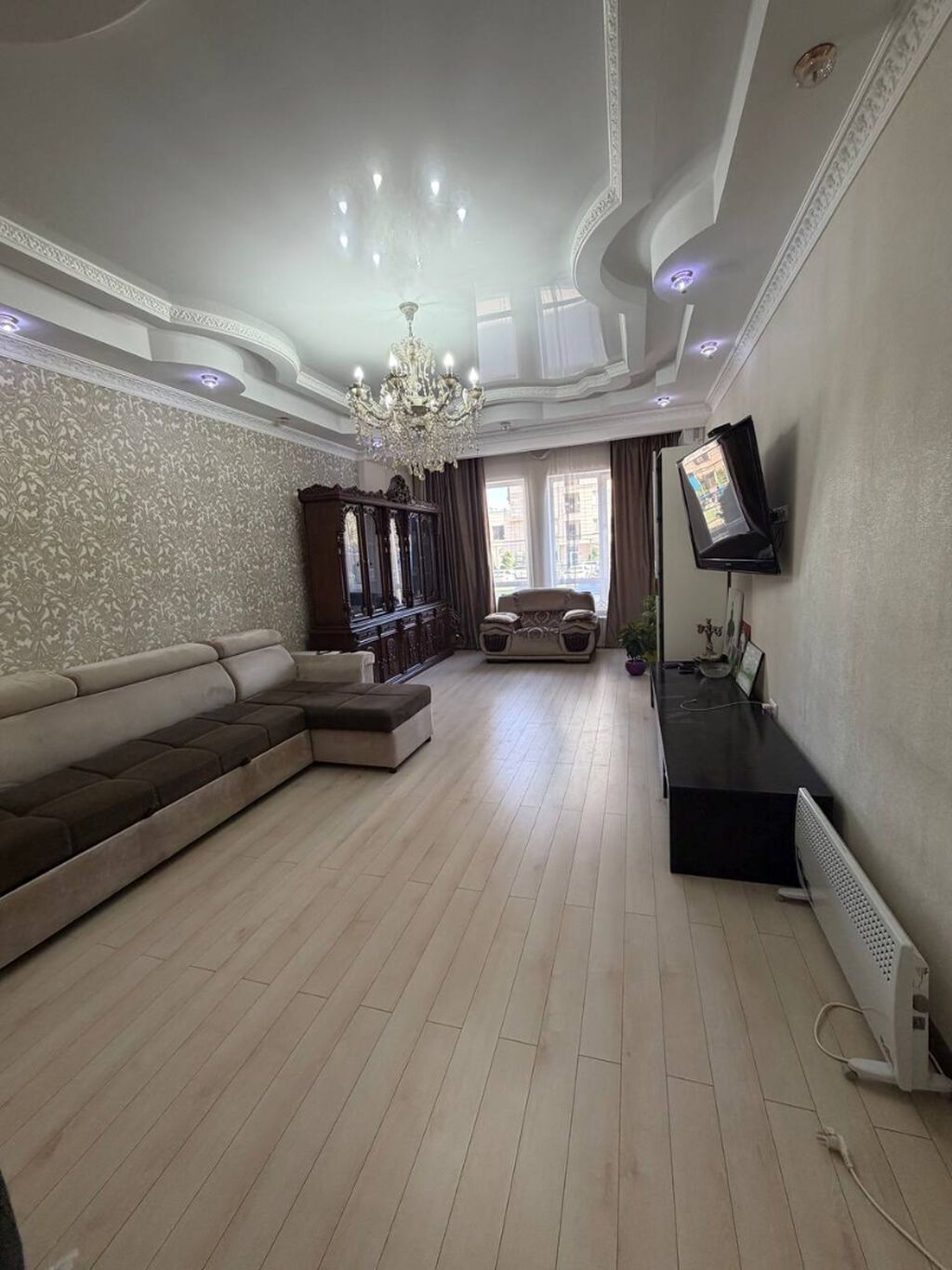 3 комнаты, 124 м², Индивидуалка, 1 этаж: фото 1