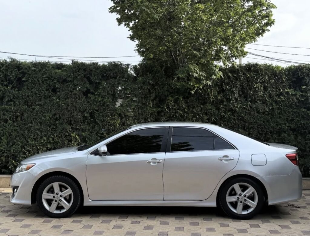Toyota Camry: 2012 г., 2.5 л, Автомат, Бензин, Седан: фото 4