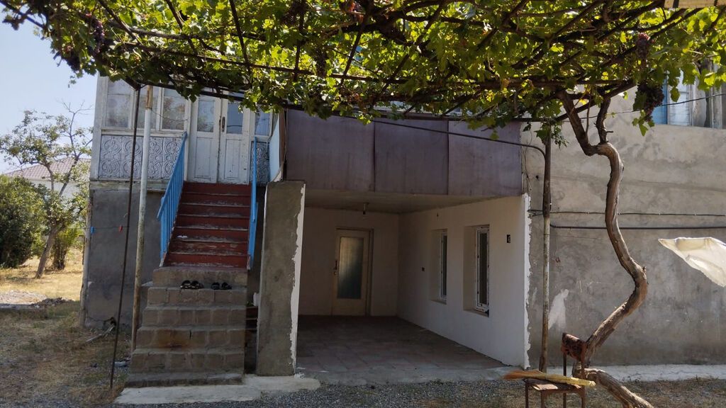 7 otaqlı, 150 kv. m, Orta təmir