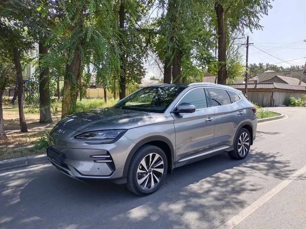 BYD Song Plus: 2023 г., Электромобиль: фото 2