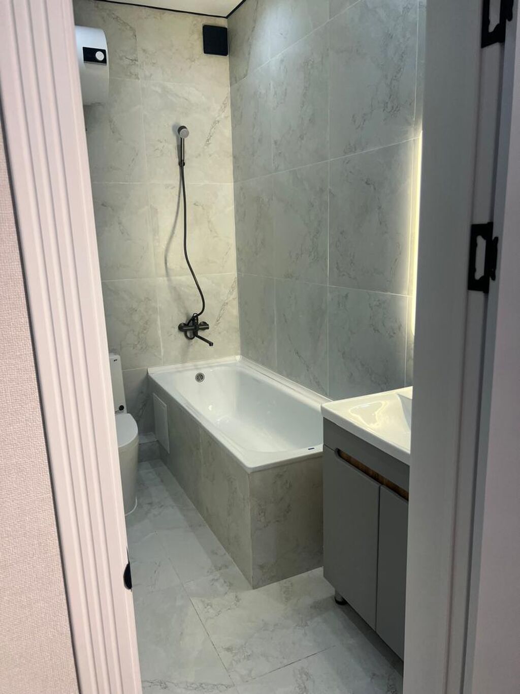 Сдам 3-комн. квартиру, 77 м², Пишпек Элитка: фото 8