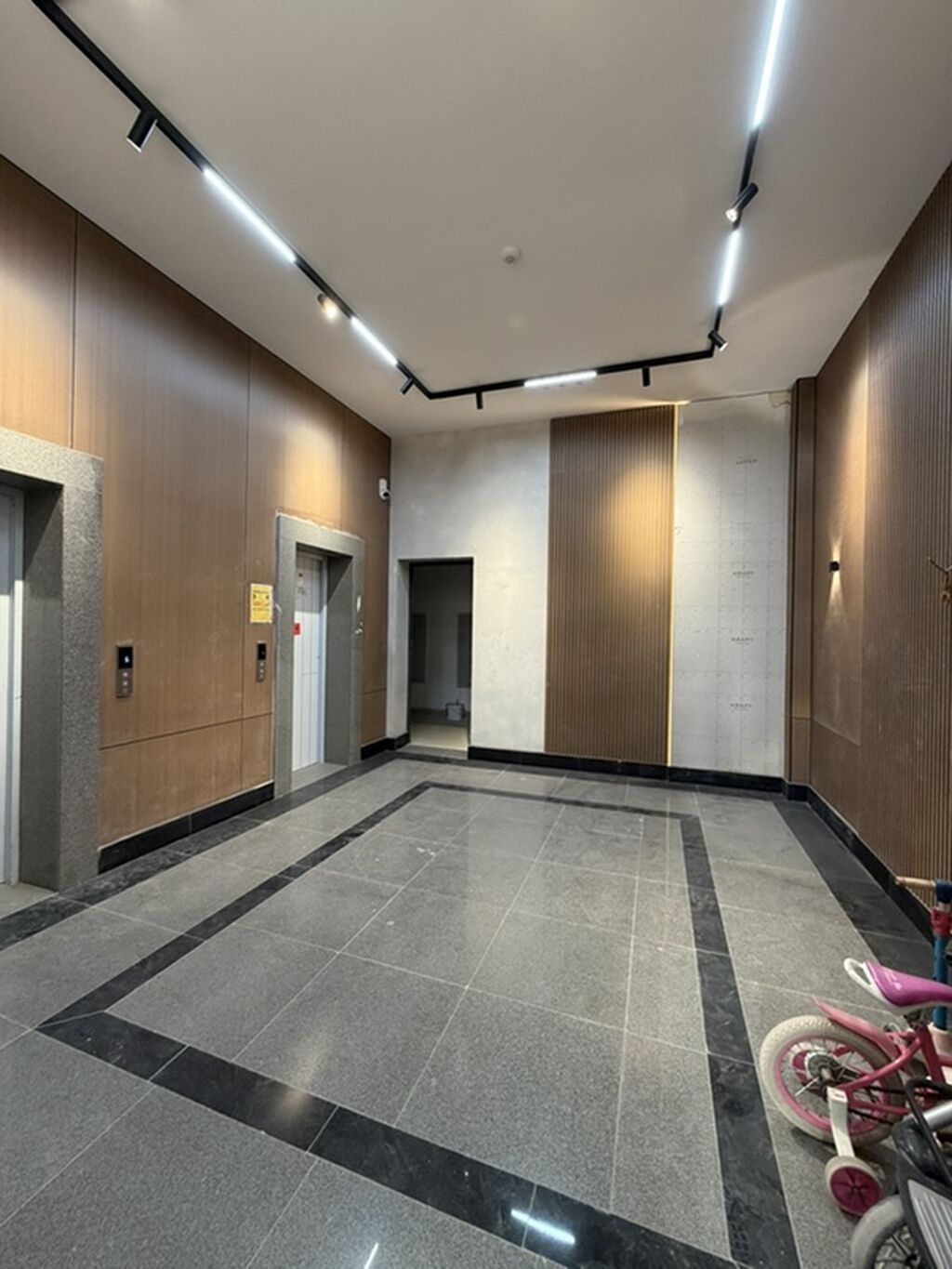 2 комнаты, 68 м², Элитка, 8 этаж, ПСО (под самоотделку): фото 3
