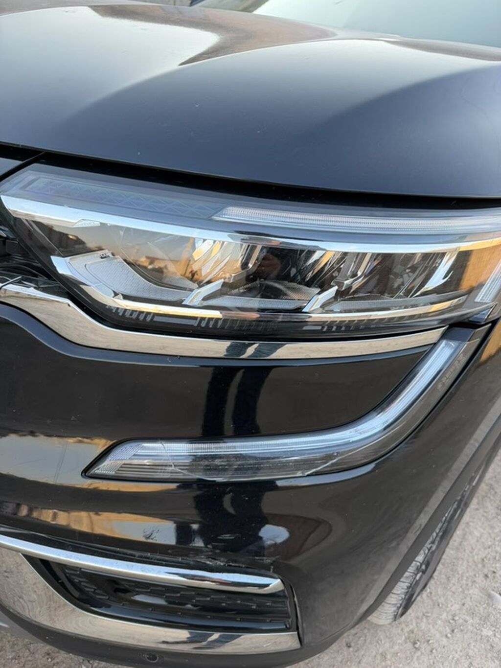 Renault Samsung QM6 (кроссовер) - Кузов: 5‑дверный кроссовер, чёрный: фото 5