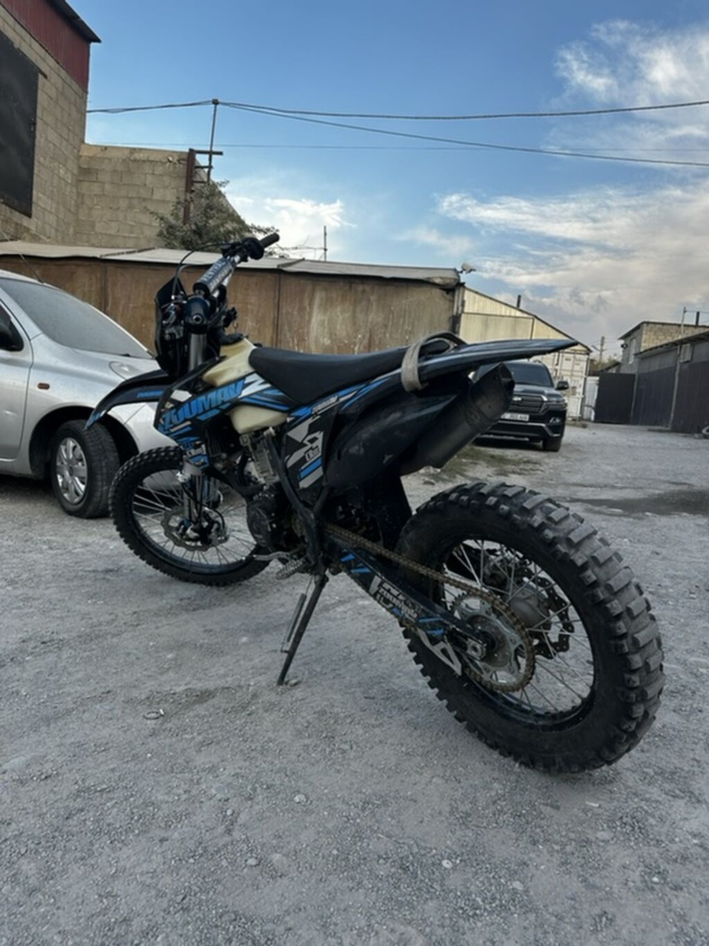 СРОЧНО ПРОДАМ ZUUMAV 300 300 кубов, водяное охлаждение: фото 1