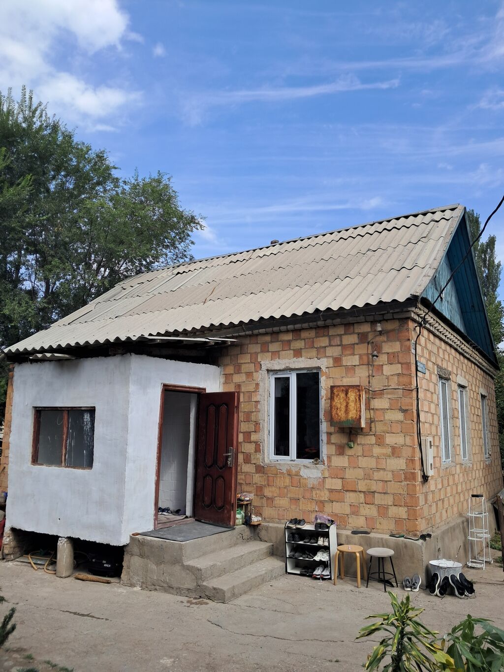 Продаётся кирпичный одноэтажный дом с мансардным фронтом Киркшёлк: фото 3