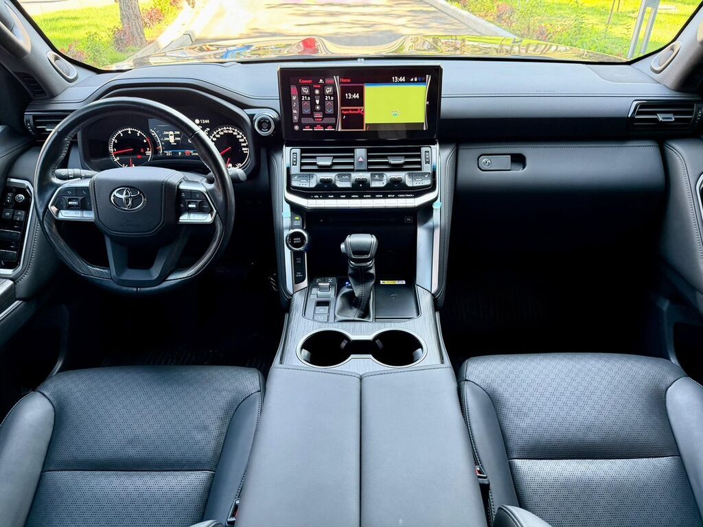 Toyota Land Cruiser: 2022 г., 3.5 л, Автомат, Бензин, Внедорожник: фото 7