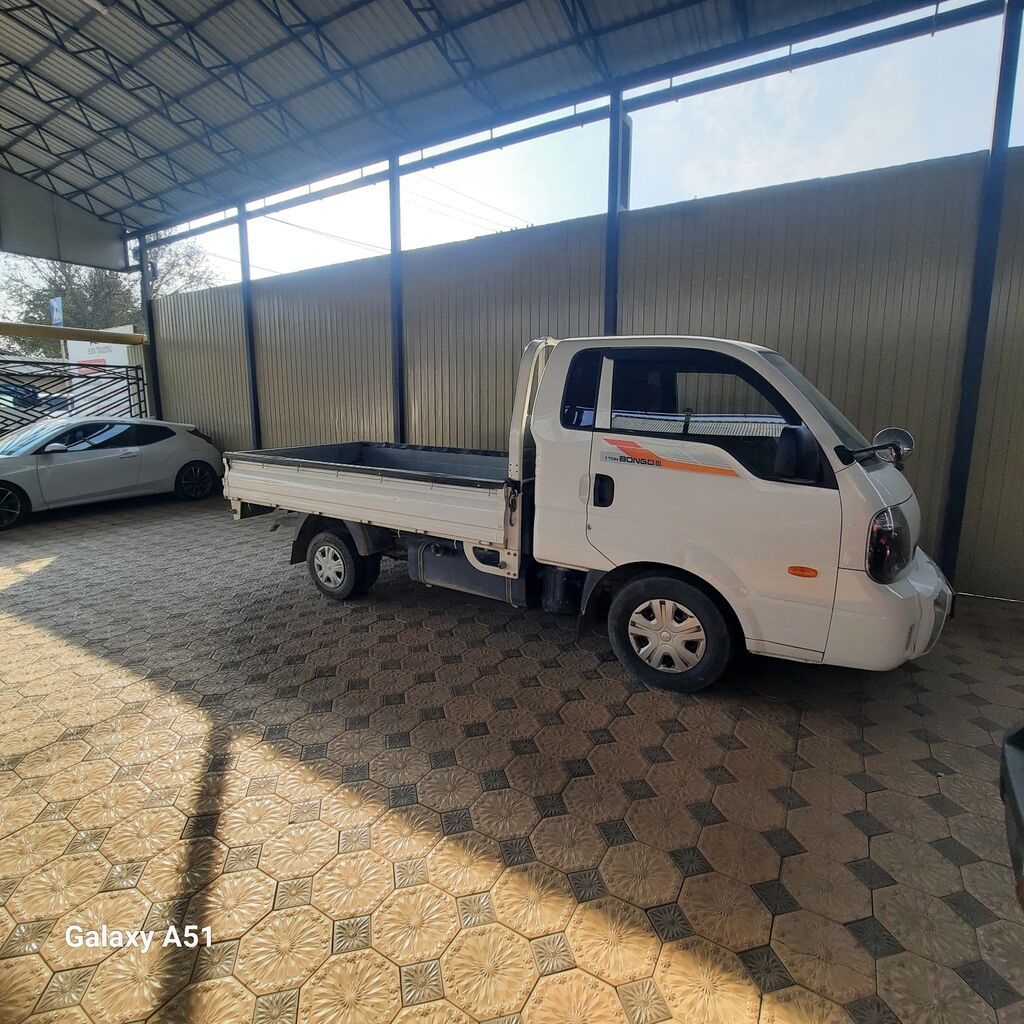 Продаю Kia Bongo III 2019 год Длинный борт, 1,5 тонна Пробег: 97,509: фото 3
