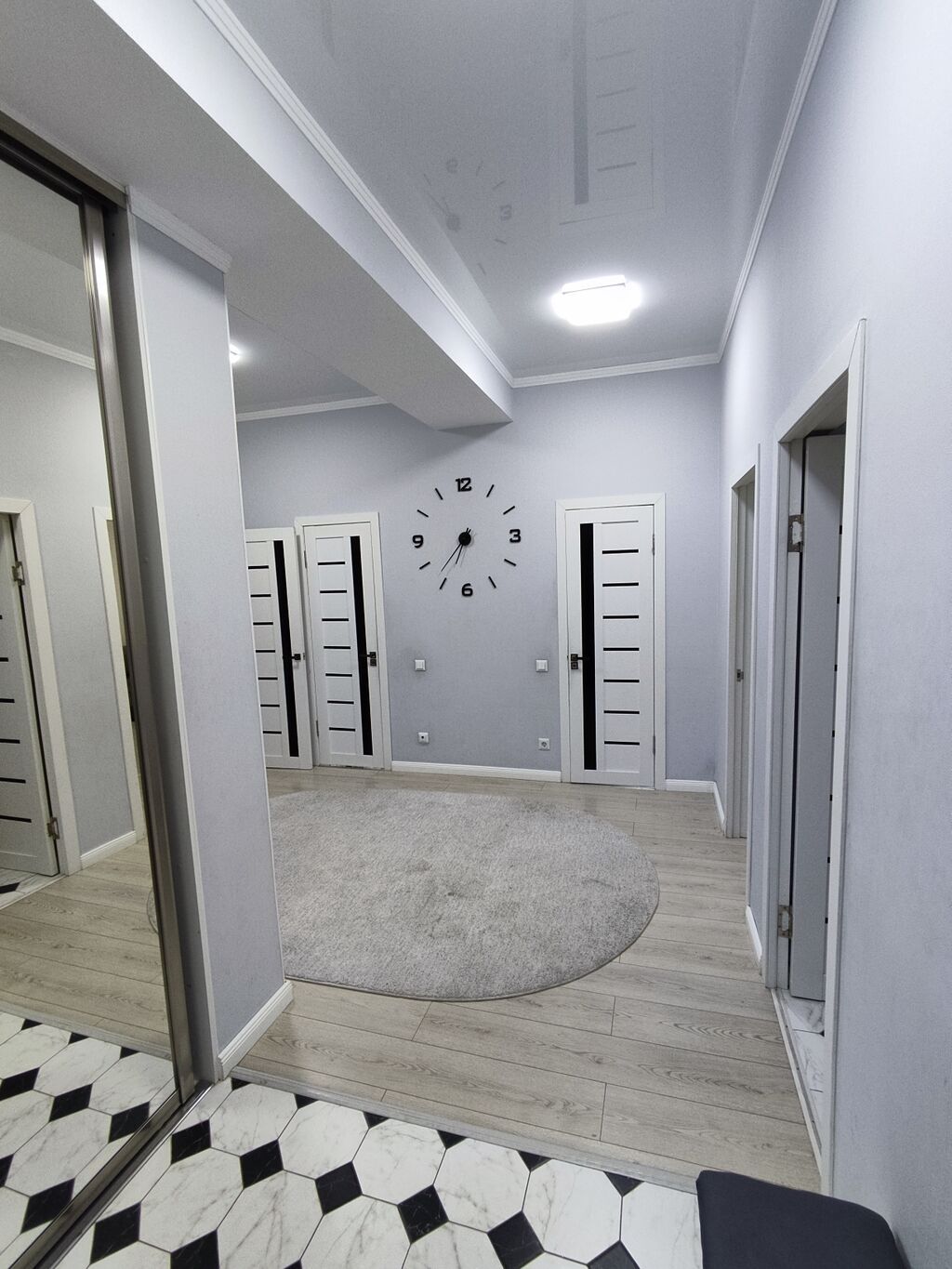 3 комнаты, Бишкек Парк ТРЦ, Телевизор, фото 9