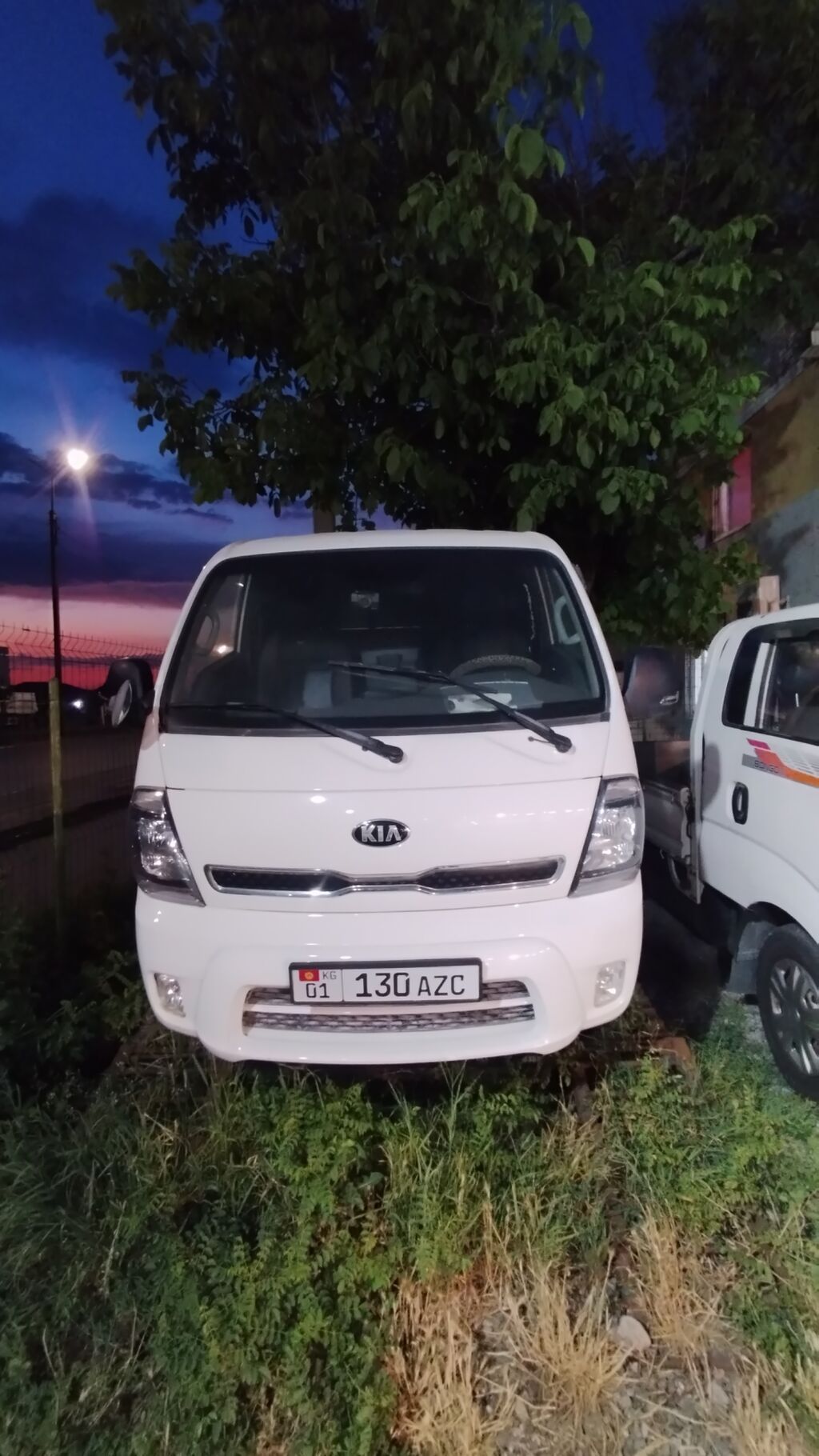 Kia BONGO: 2019 г., 2.5 л, Механика, Дизель, Лимузин: фото 3