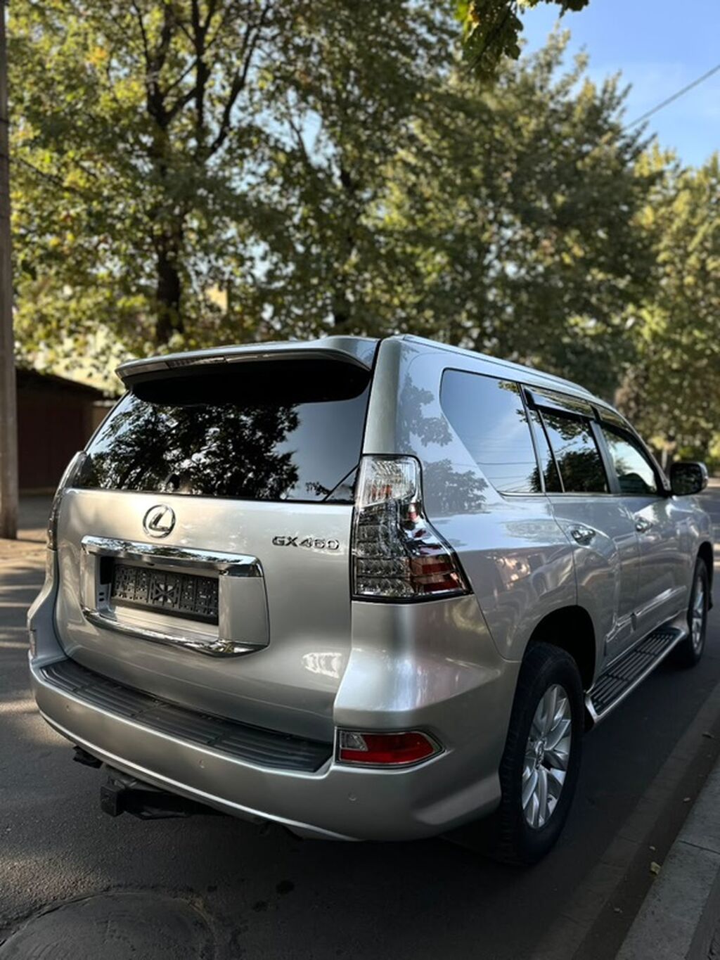 Lexus GX: 2015 г., 4.6 л, Автомат, Газ, Внедорожник: фото 4