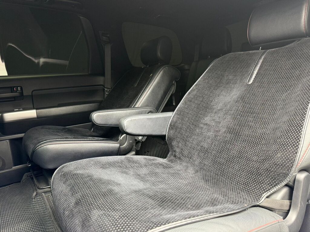 Toyota Sequoia: 2021 г., 5.7 л, Автомат, Бензин, Внедорожник: фото 6