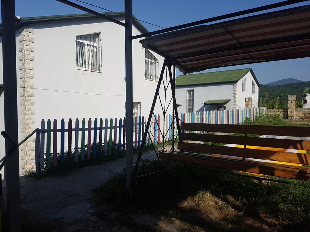 Əşyalı!!! Satılır 6 otaqlı həyət evi/bağ evi 113 m² Tecili!!!Qubanin