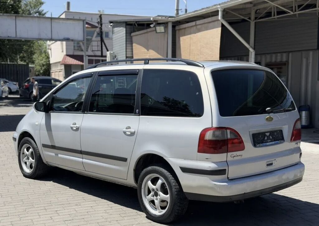 Ford Galaxy: 2002 г., 2.8 л, Автомат, Бензин, Минивэн: фото 4