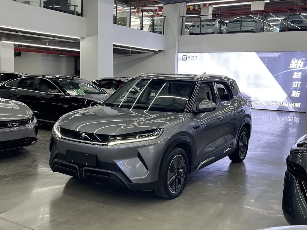 BYD Yuan: 2024 г., Электромобиль, Кроссовер: фото 1