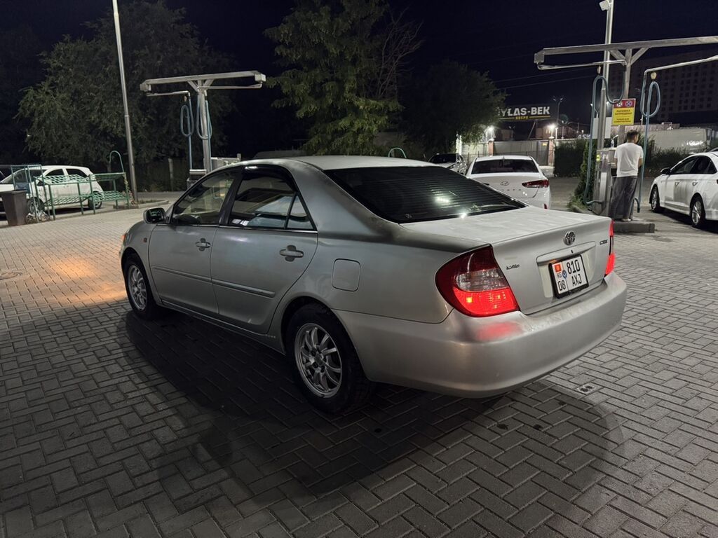 Toyota Camry: 2002 г., 2.4 л, Автомат, Бензин, Седан — фото 6