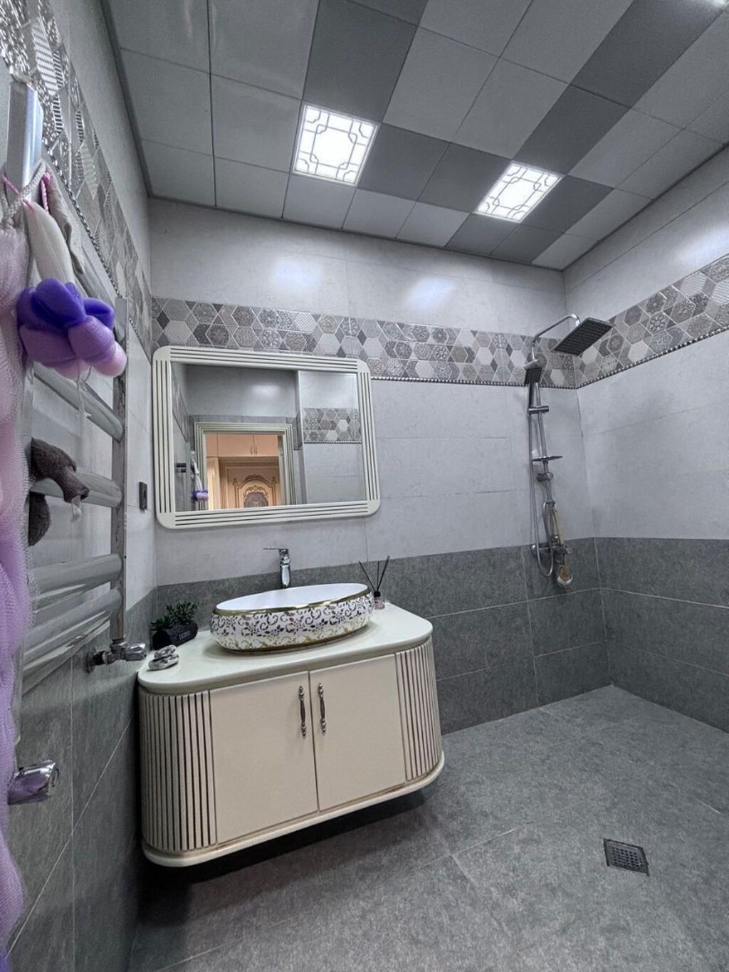 2 otaqlı, Yeni tikili, m. Qara Qarayev, 79 kv. m