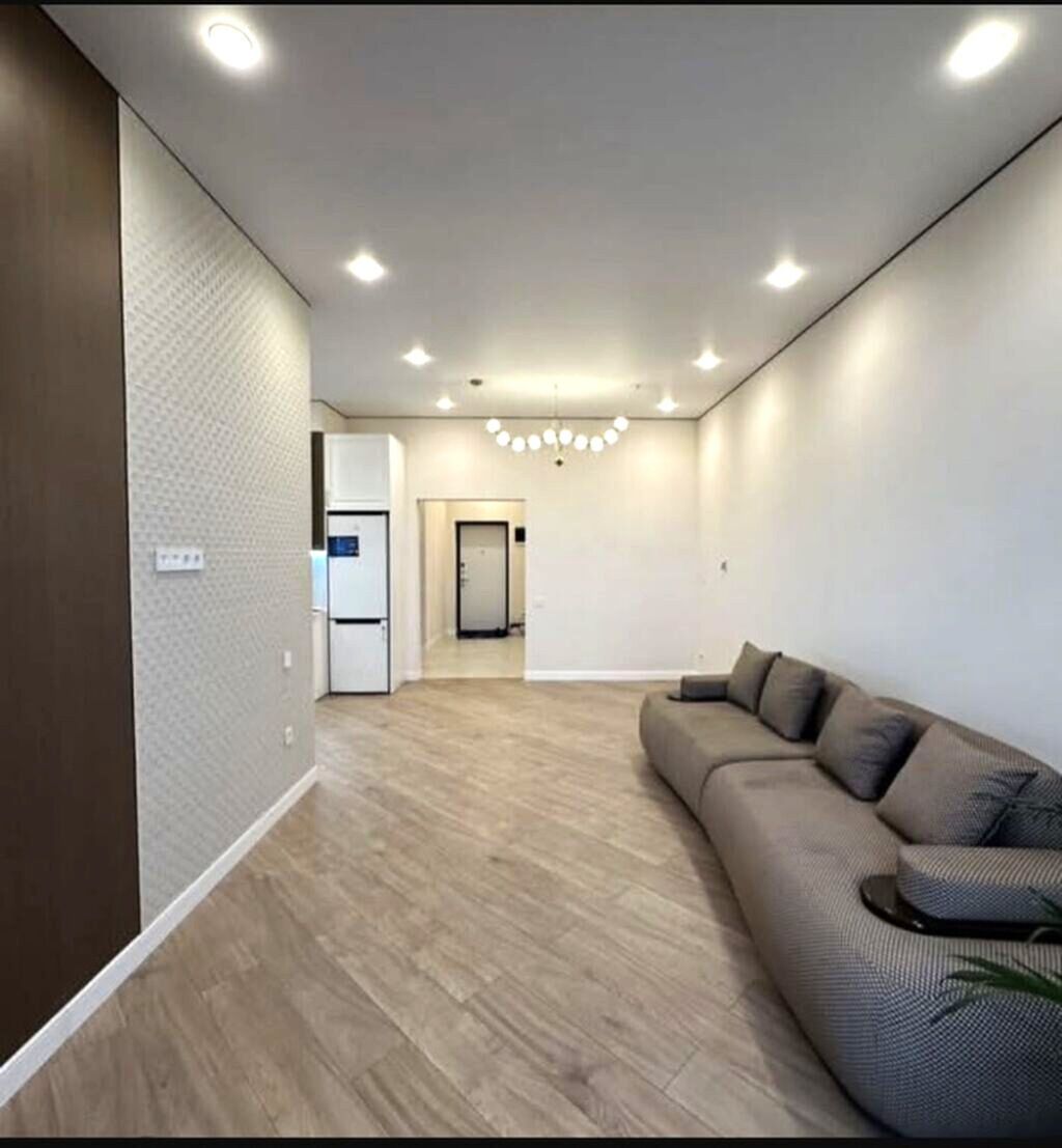 2 комнаты, 56 м², 7 мкр Элитка, 15 этаж, Дизайнерский ремонт: фото 2