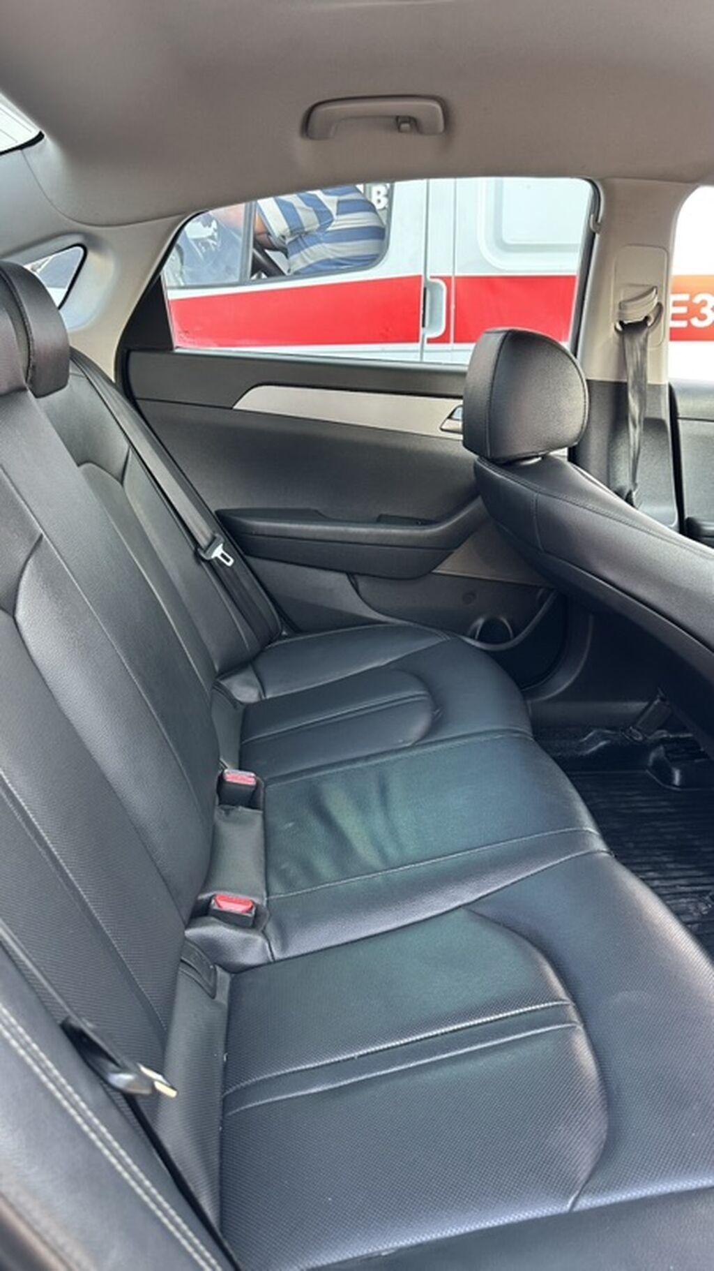 Hyundai Sonata: 2020 г., 2 л, Автомат, Газ, Седан: фото 8