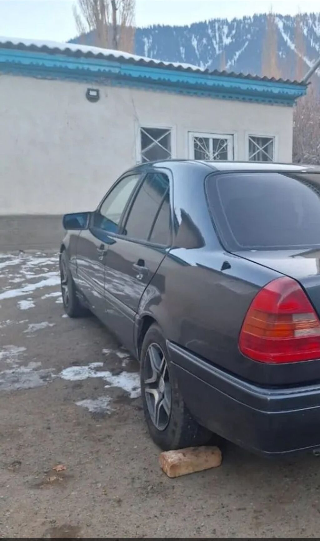 Mercedes-Benz C-Class: 1993 г., 1.8 л, Механика, Бензин, Седан: фото 3