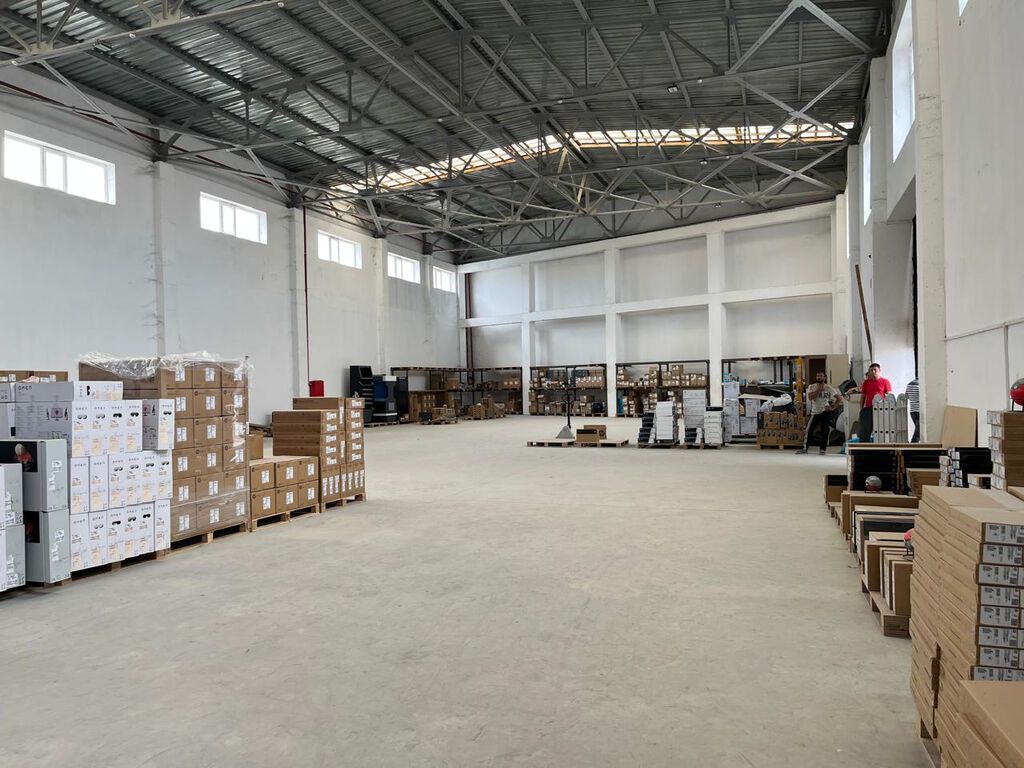 Icarəyə verilir: Müasir anbar kompleksi - Sahə seçimi: 1000 m²-dən 10