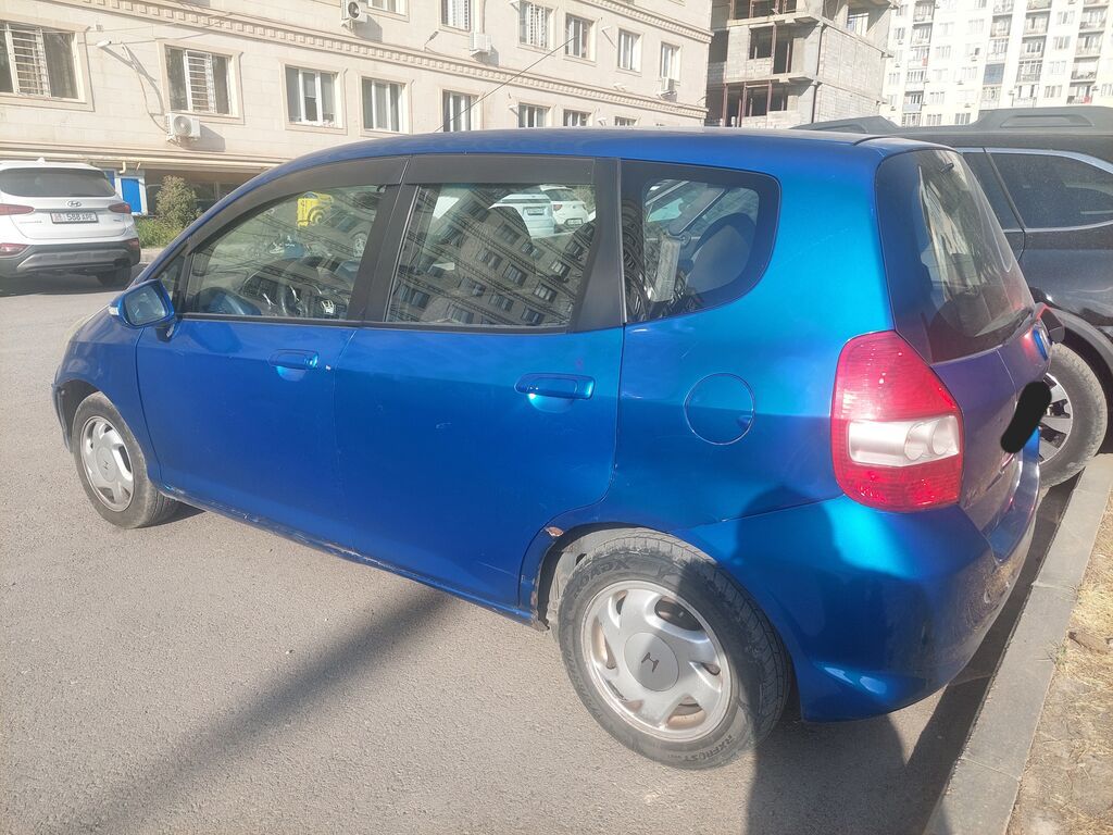 Honda Jazz: 2005 г., 1.3 л, Вариатор, Бензин, Хэтчбэк: фото 4